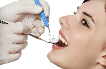 ⁠Одномоментная экспресс имплантация зубов - как технология  установки имплантатов сразу после удаления зуба (в лунку), без проведения хирургом-имплантологом каких- либо подготовительных действий.